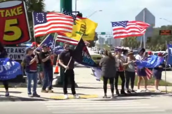 Thousands Line the Streets in Florida on Presidents’ Day in Patriotic Show of Support for Trump