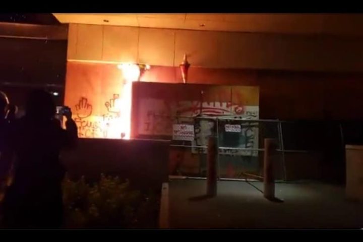 Antifa Terrorists Attack ICE Building in Portland, Attempt to Trap Feds Inside