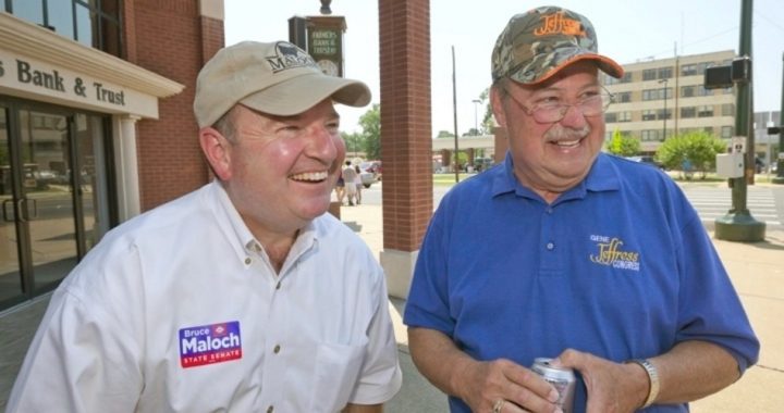 Voters Protest Obama in Kentucky, Arkansas Primaries