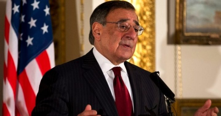 Defense Secretary Panetta to Lift Ban on Women in Combat