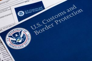 Report: DHS Considering Sending CBP Agents to Mexico to Fast-track Border Crossings