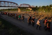 Report: “Legitimate” Travel Agencies Assisting Human Smuggling at Border