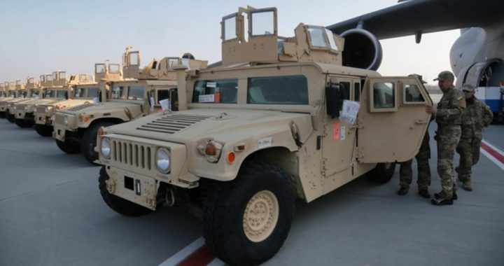 U.S. Humvees Arrive in Ukraine