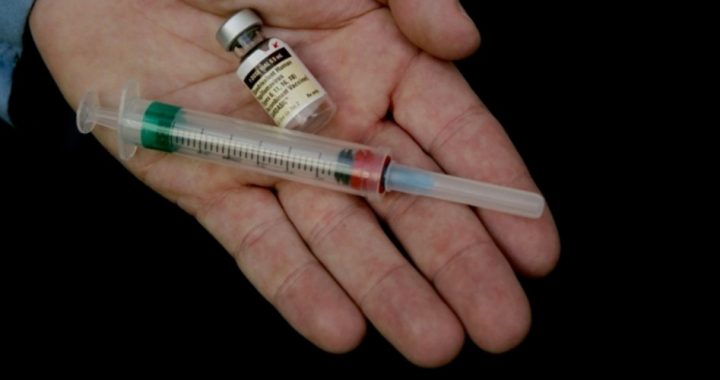 Irish Nurse Seeks Withdrawal of License for Gardasil