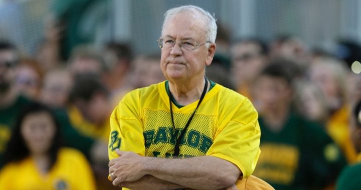 Ken Starr Fired from Baylor; Praises Bill Clinton