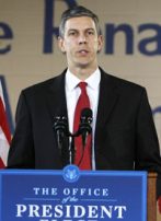 Obama Names Duncan Education Secretary