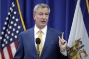 Mayor de Blasio Urges NYC Businesses to Mandate COVID-19 Vaccines