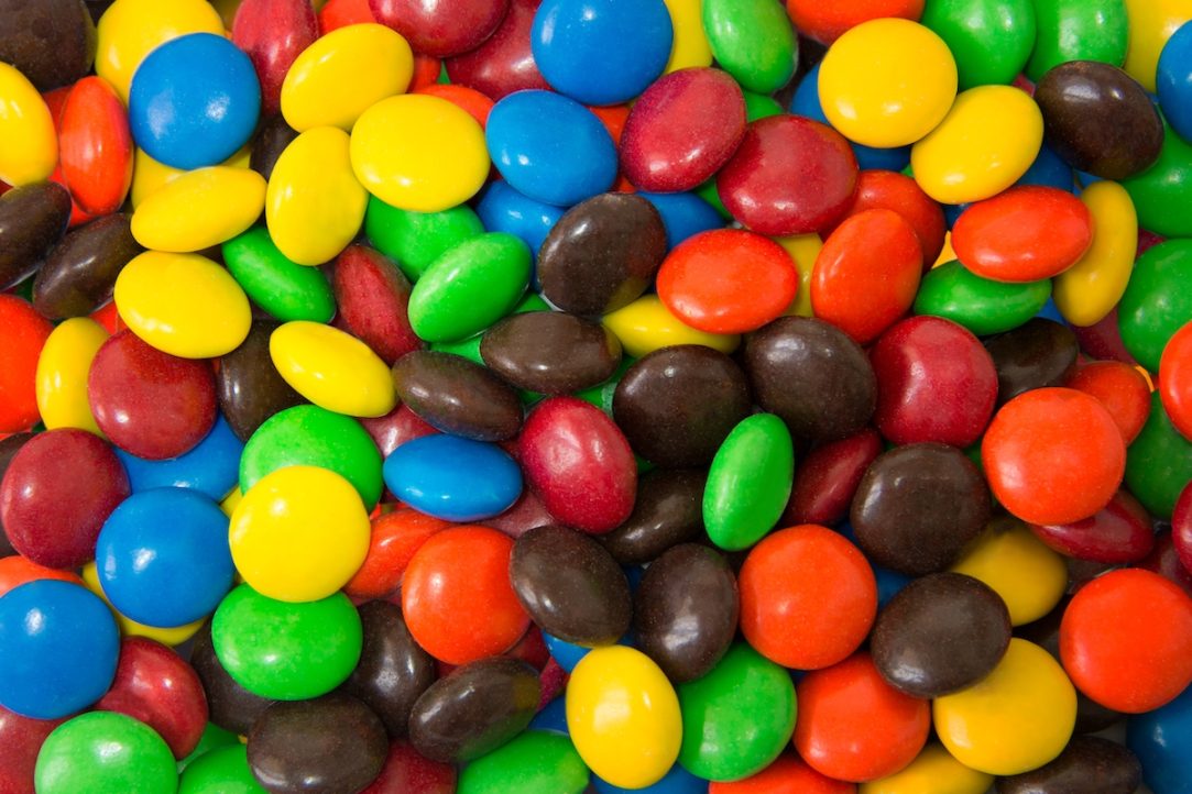 U.S. Government Moves to Eliminate “Poisonous” Food Coloring Chemicals